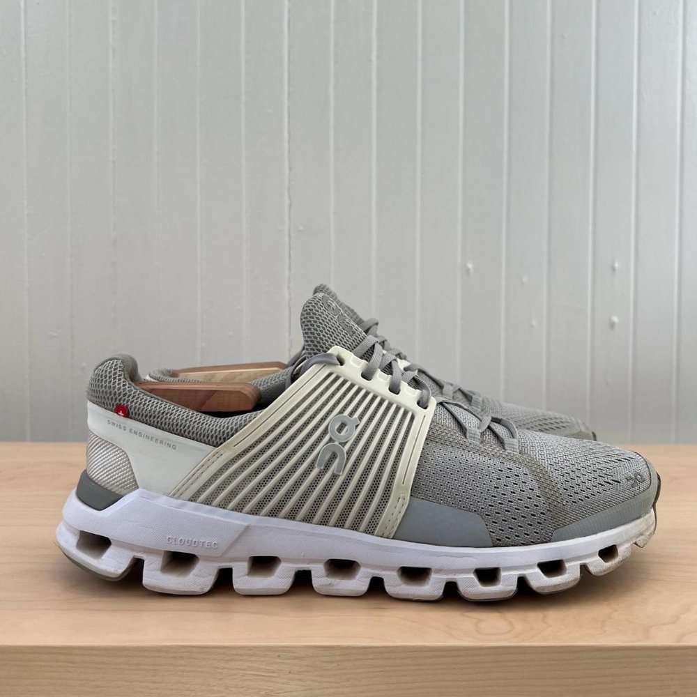 On Running On Cloud Cloudswift Running Sneaker. - image 1